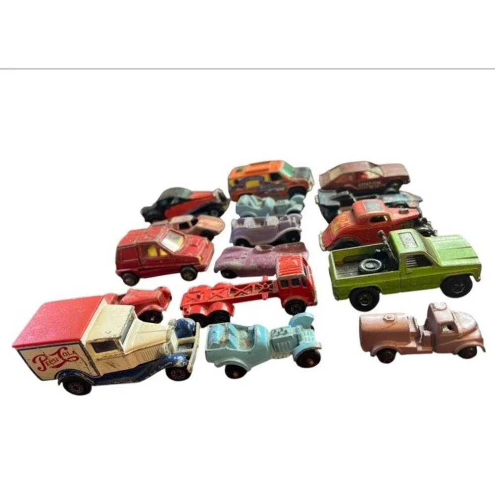 Vintage Die-Cast Toy Car‎ Lot Hot Wheels Matchbox Tootsietoy Mixed 16 Cars